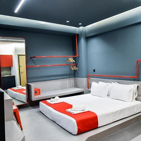 Central44 Yolo Casual Suite Athens Ngoại thất bức ảnh