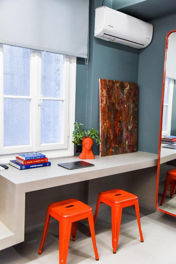 Central44 Yolo Casual Suite Athens Ngoại thất bức ảnh