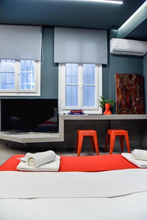 Central44 Yolo Casual Suite Athens Ngoại thất bức ảnh