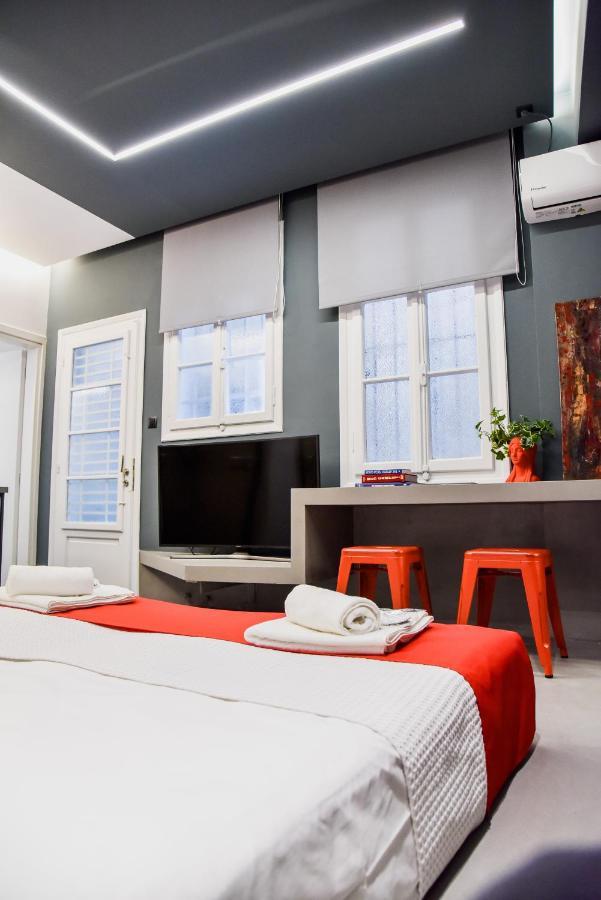 Central44 Yolo Casual Suite Athens Ngoại thất bức ảnh