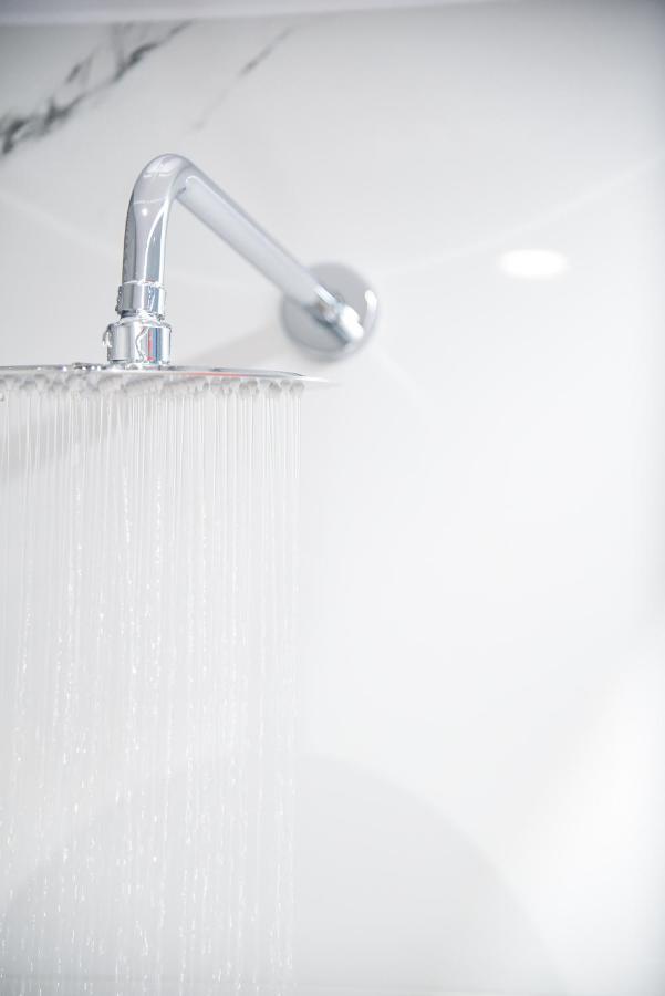 Central44 Yolo Casual Suite Athens Ngoại thất bức ảnh