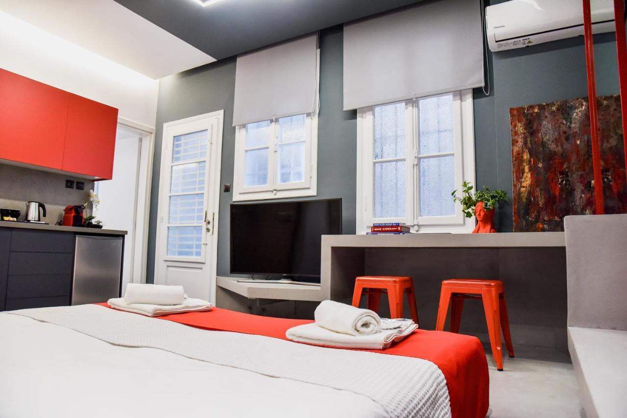 Central44 Yolo Casual Suite Athens Ngoại thất bức ảnh