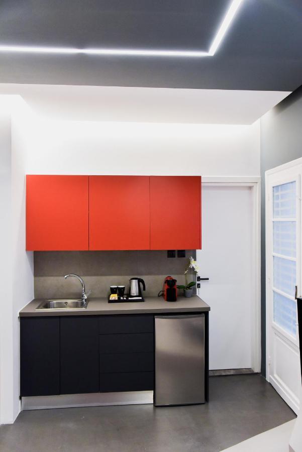 Central44 Yolo Casual Suite Athens Ngoại thất bức ảnh