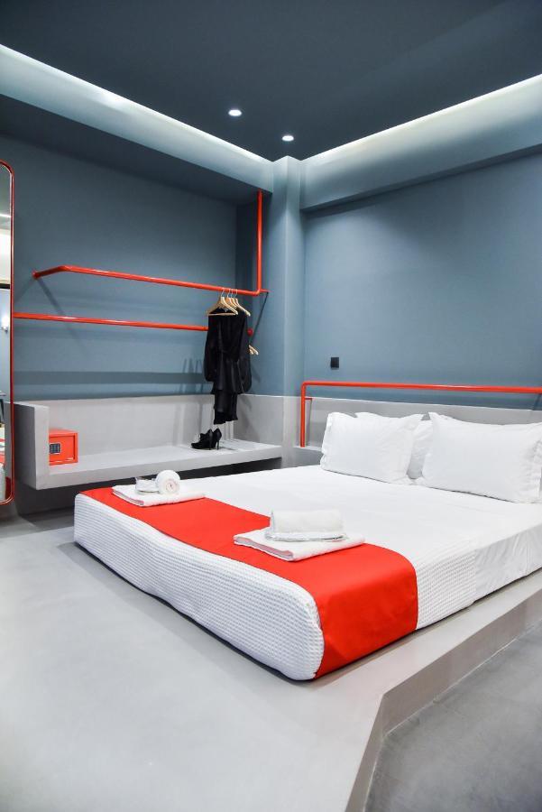 Central44 Yolo Casual Suite Athens Ngoại thất bức ảnh
