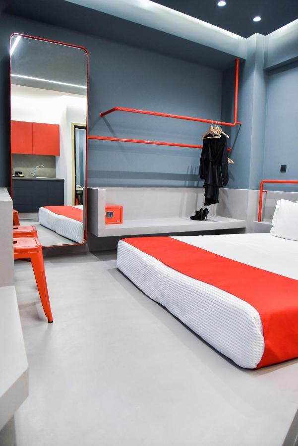Central44 Yolo Casual Suite Athens Ngoại thất bức ảnh
